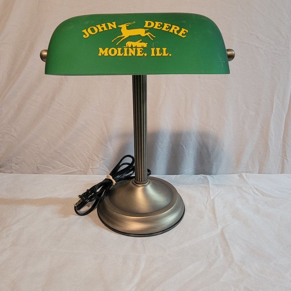 John Deere Touch Desk Lamp